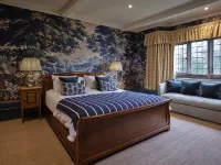 The Old Bell Hotel - parking