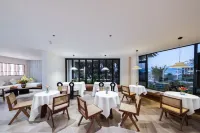 Dali Chengjing · Sunset Bluff Sunset Seaview Art Homestay (Shuanglang Erhai Lake) - parking