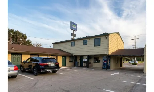Sands Motel West Helena US 49 AR - parkir