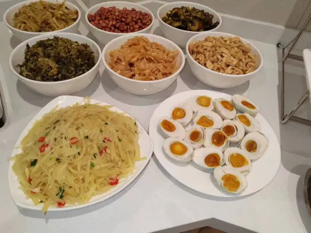 Sherdon Hotel (Jinyunding Lake) Отели рядом со станцией Jinyun West Railway Station