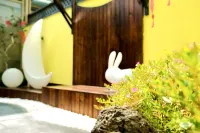 At the foot of Tengchong Volcano, Zhifu Xiangshe Hotel in zona Volcano Geothermal National Geopark