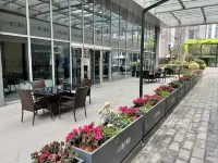 Yuejiang Hotel (Wanda Plaza Xuefu Avenue East Subway Station Branch) Hotels near Nanchang West Railway Station