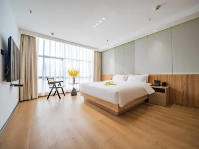 Habitat Yu Hotel (Xinyuecheng Shopping Plaza) Hotels near Xinxiang Railway Station