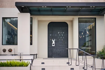 Howard Lake Resort Shihmen Dam Отели рядом с достопримечательностью «Тематический парк для малого народа»