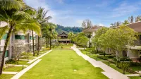 Outrigger Khao Lak Beach Resort Hotellit kohteessa 