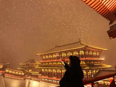 Luoqi Ancient City. Muyi Homestay Отели рядом с достопримечательностью «Shenzhou Peony Garden»