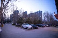 Sayue Hotel - parking
