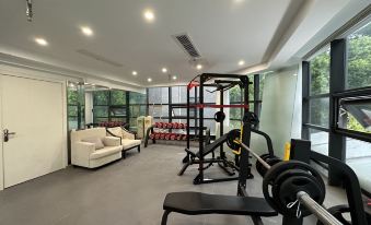 Beinuo Holiday Inn Tongling (Tianjing Lake Park store)