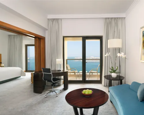 Mövenpick Hotel Jumeirah Beach ザ・ビーチ周辺のホテル