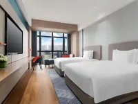 Holiday Inn Express NANNING CONVENTION&EXHIBITION by IHG（Langxi Metro Station） Hotels near Nanning International Convention and Exhibition Center