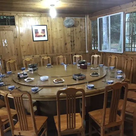 Yunxi Shanshe Hostel