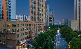 Magnolia Hotel (Shijiazhuang Changan Wanda Tangu East Street)