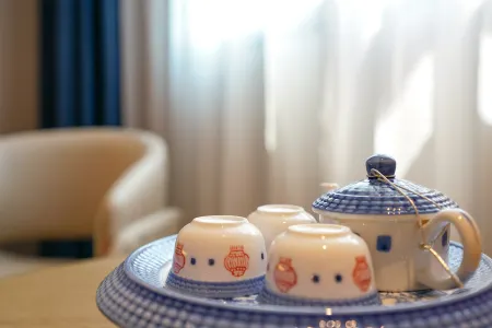 Paco Hotel （Guangzhou North Railway Station Huacheng Road Metro）
