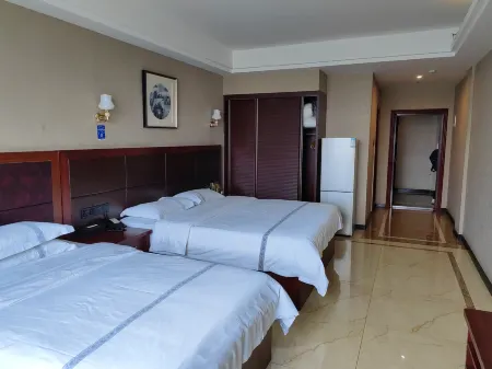 Pingquan Zhangjia Courtyard Отели в г. Пинцюань