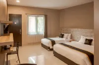 Class Premium Guest House Hotels in Sukun