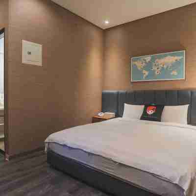 皇家玫瑰旅館站前館 Rooms