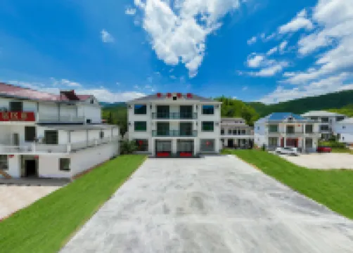 Gexianshan Xianghe Inn