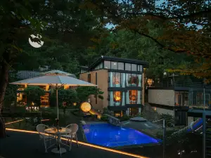 Jiande Yunman Songjian Hot Spring Meisu