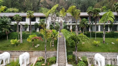 Elephant Trunk Hot Spring Resort