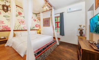 Mianbaoshu Theme Hostel