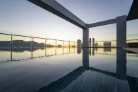 Luxtery Hotel & Spa - Rooftop Pools