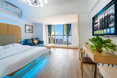 Bi'an Light Luxury Hotel (High-tech Wanda Zhengxuanhui Branch) Hotels near Henan College Computer Numerical Control， Kinmen and Matsu Branch