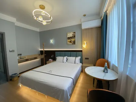 Mulan Grassland No.1 Courtyard Отели рядом с достопримечательностью «Mulan Grassland»