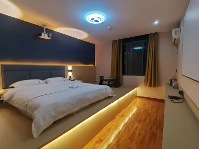 Jiaoling Yunduo Fashion Hotel Các khách sạn gần Xianzi Bridge