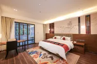 Qiangren Valley Erlihe Hotel