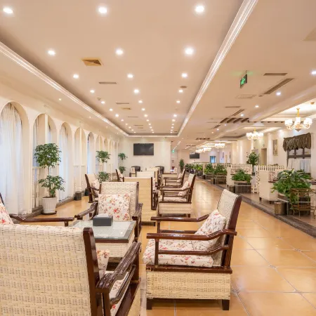 Youjia Traders Hotel (Pengzhou Mengyang)