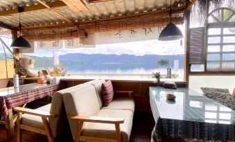 Lugu Lake plain brocade lake scenery light luxury B&B