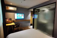 IKEA Selective Chain Hotel (Longzhou Dushan Road Branch) Hotels near CPC Longzhou Committee Party School