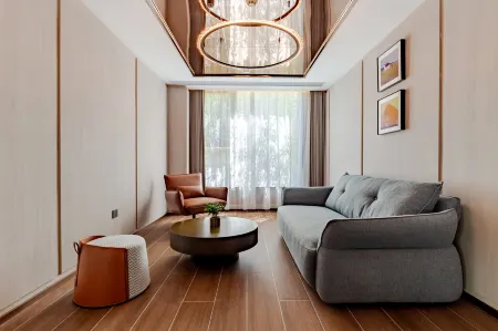 Yi HOTEL Отели рядом с достопримечательностью «Wuhu University»