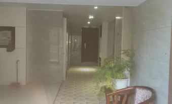 Yajiang Kangba Hanzi Hotel