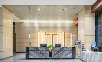 NP Light Luxury E-sports Hotel (Dali Neighborhood Plaza)