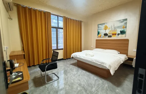 八哥民宿（廣新機動車駕駛考場店）