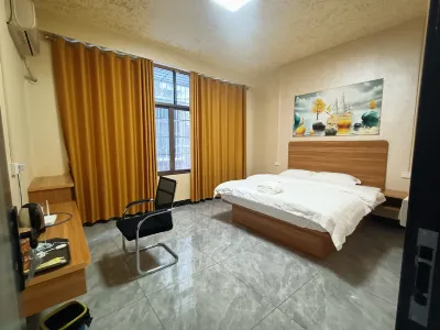 Bage Homestay (Guangxin Motor Vehicle Driving Test Site) Hotels near The Yiling Cave