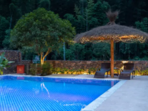 Southern Sichuan Bamboo Sea Yun Ying Gu · Private Hot Spring Homestay Hotels in Changning