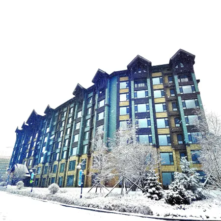 YINGHUI HOTEL BEIDAHU SKI RESORT  (Ski Ropeway J Branch)