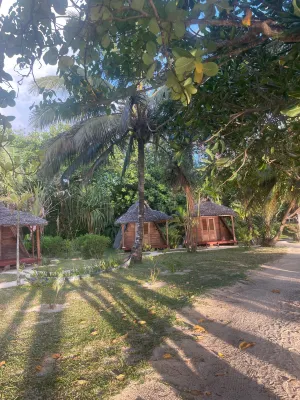 Aurora Lodge Hotels in Analanjirofo