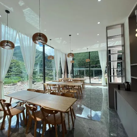 Wangshan Xili Homestay (Siguniangshan Branch)