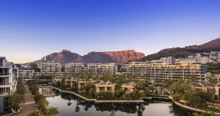 One&Only Cape Town Отели рядом с достопримечательностью «Southern Suburbs»