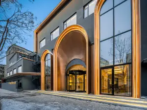 Huanyu Hotel