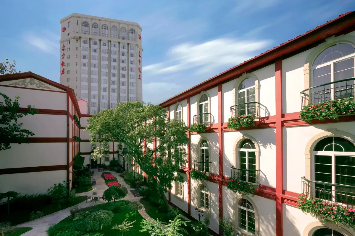 Dong Fang Hotel