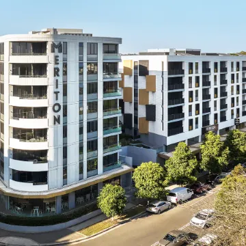 Meriton Suites Sydney Airport