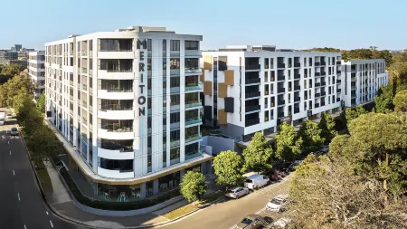 Meriton Suites Coward Street Отели в г. Маскот