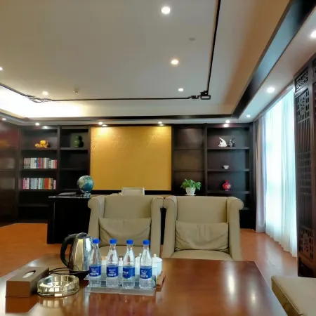 Huatai Hotel