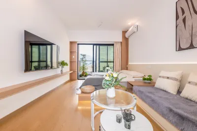 Fuxian Lake April Sky Homestay (Starry Sky Town Branch)