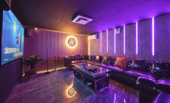 Manshi · Designer Courtyard Homestay (Changping)