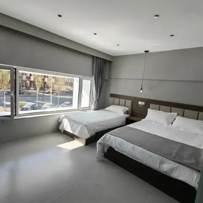 Wuyue Hotel Hotel dekat Zhalong Nature Reserve